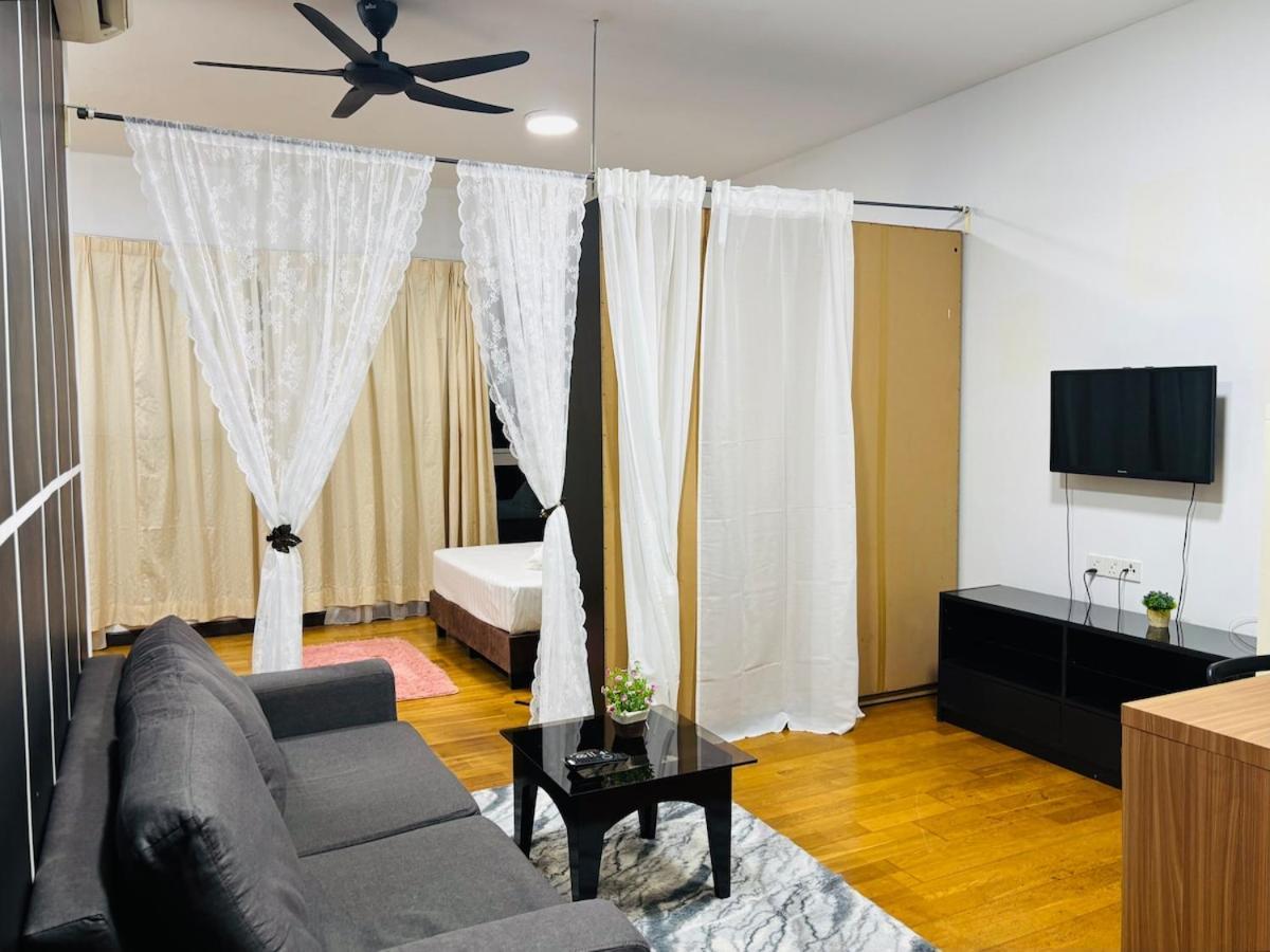 Regalia Upper View By Willow Homes Kuala Lumpur Room photo